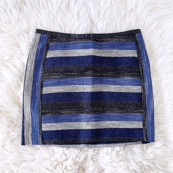 H&M Black Blue White Stripe Mini Skirt - Picture 4 of 7